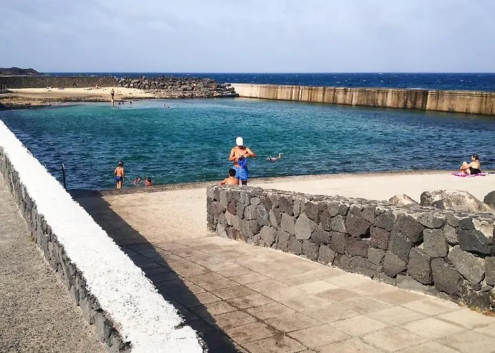 Semesterbostad Casa Riadero By Vulcano Homes Guatiza