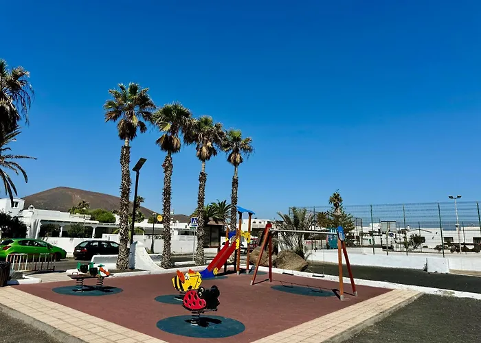 Casa Riadero By Vulcano Homes Semesterbostad Guatiza